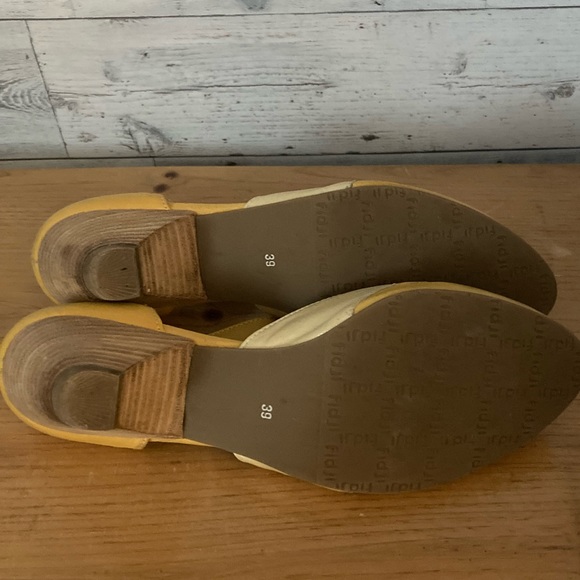 Yellow Heels - Picture 3 of 3